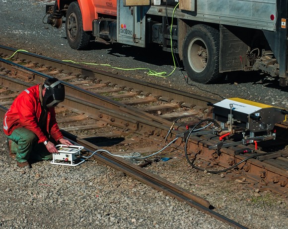 供水抢修车在铁路应用
